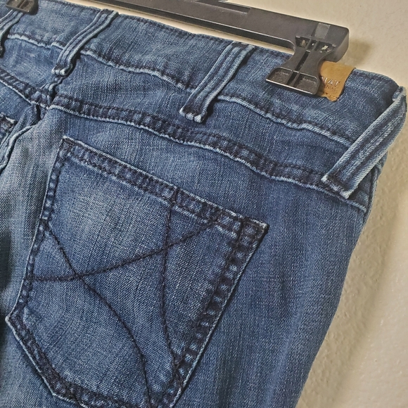 Ariat Denim Ella Trouser Wide Leg Jeans In Bluebell Stretch Denim - Picture 10 of 16